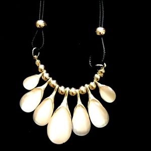 6/$25-Fashion Jewelry- Black smd goldtone Neck
